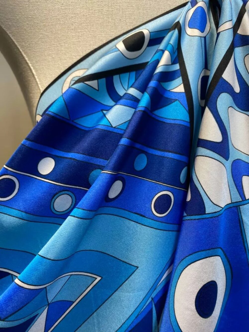 NWT Emilio Pucci Blue Geometric Silk Halter Top & Skirt Set - Picture 9 of 16